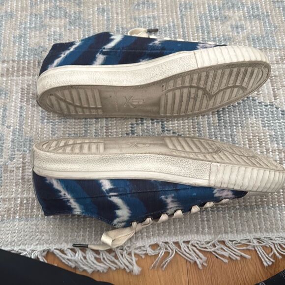 John Varvatos Men's Vulcanized Tie-dye Printed Sneakers In Vapor Grey size 9.5 - Picture 7 of 10